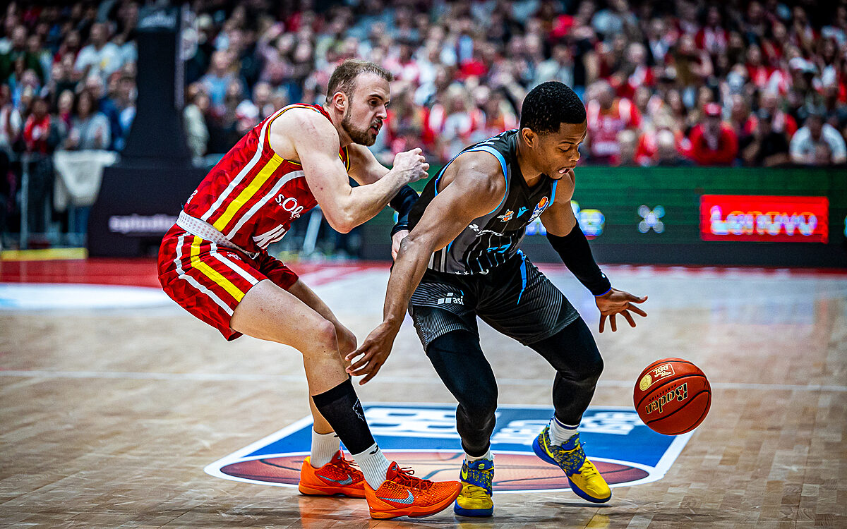 20251031 Wuerzburg Jena 6 20251031 Wuerzburg Jena 6