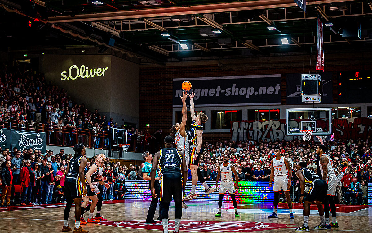 20251104 Wuerzburg Galatasary MCT Technic 57 20251104 Wuerzburg Galatasary MCT Technic 57