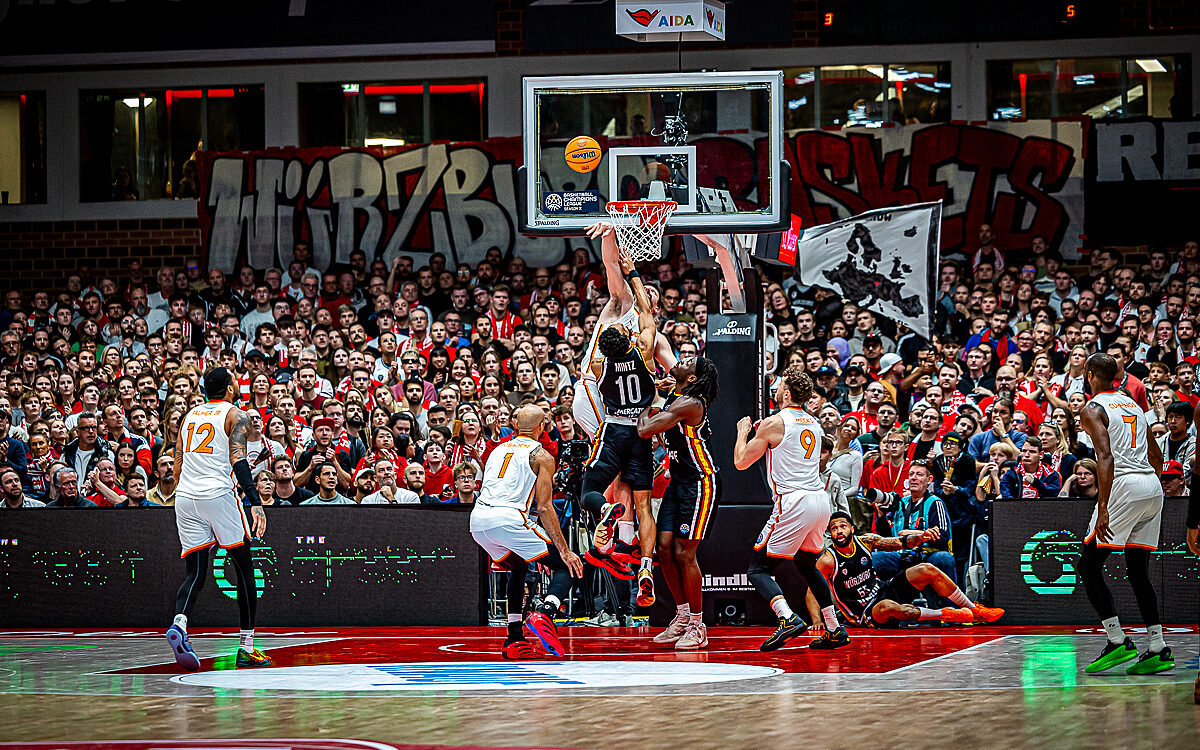 20251104 Wuerzburg Galatasary MCT Technic 62 20251104 Wuerzburg Galatasary MCT Technic 62