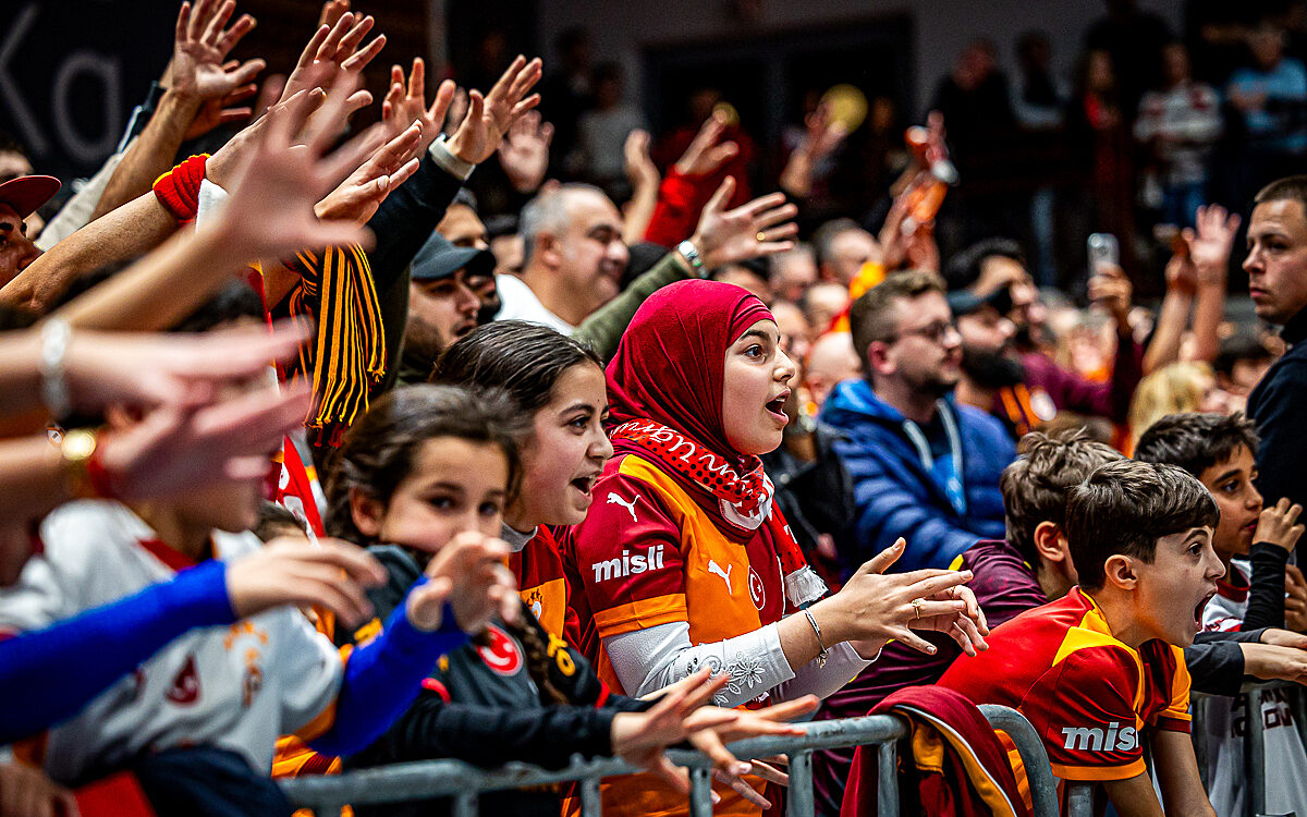 20251104 Wuerzburg Galatasary MCT Technic 65 20251104 Wuerzburg Galatasary MCT Technic 65