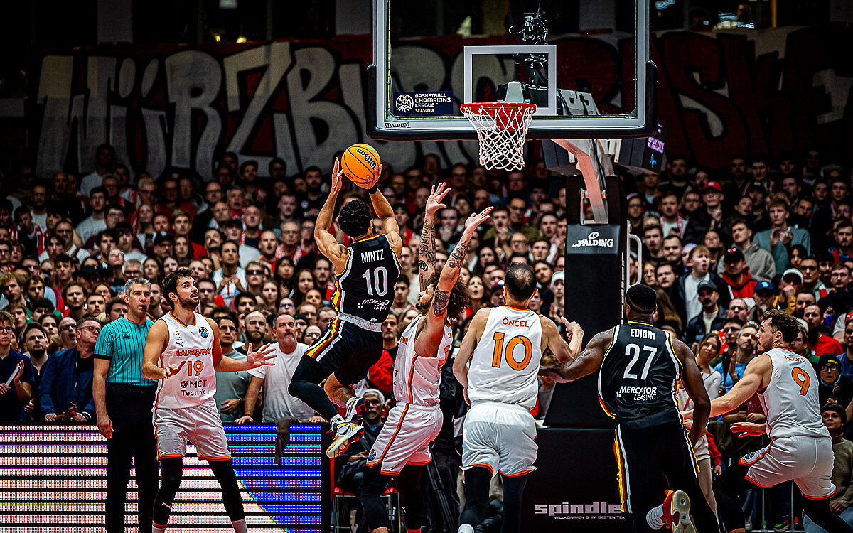 20251104 Wuerzburg Galatasary MCT Technic 79 20251104 Wuerzburg Galatasary MCT Technic 79