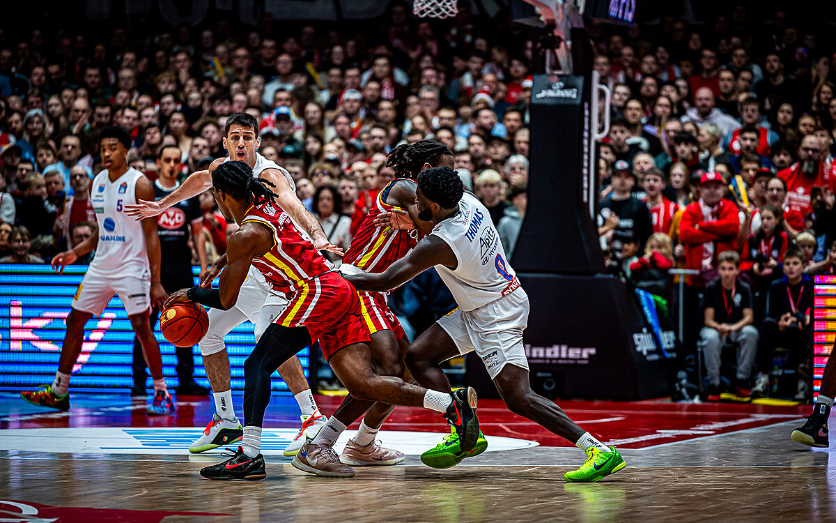 20251221 Wuerzburg Syntainic 15 20251221 Wuerzburg Syntainic 15