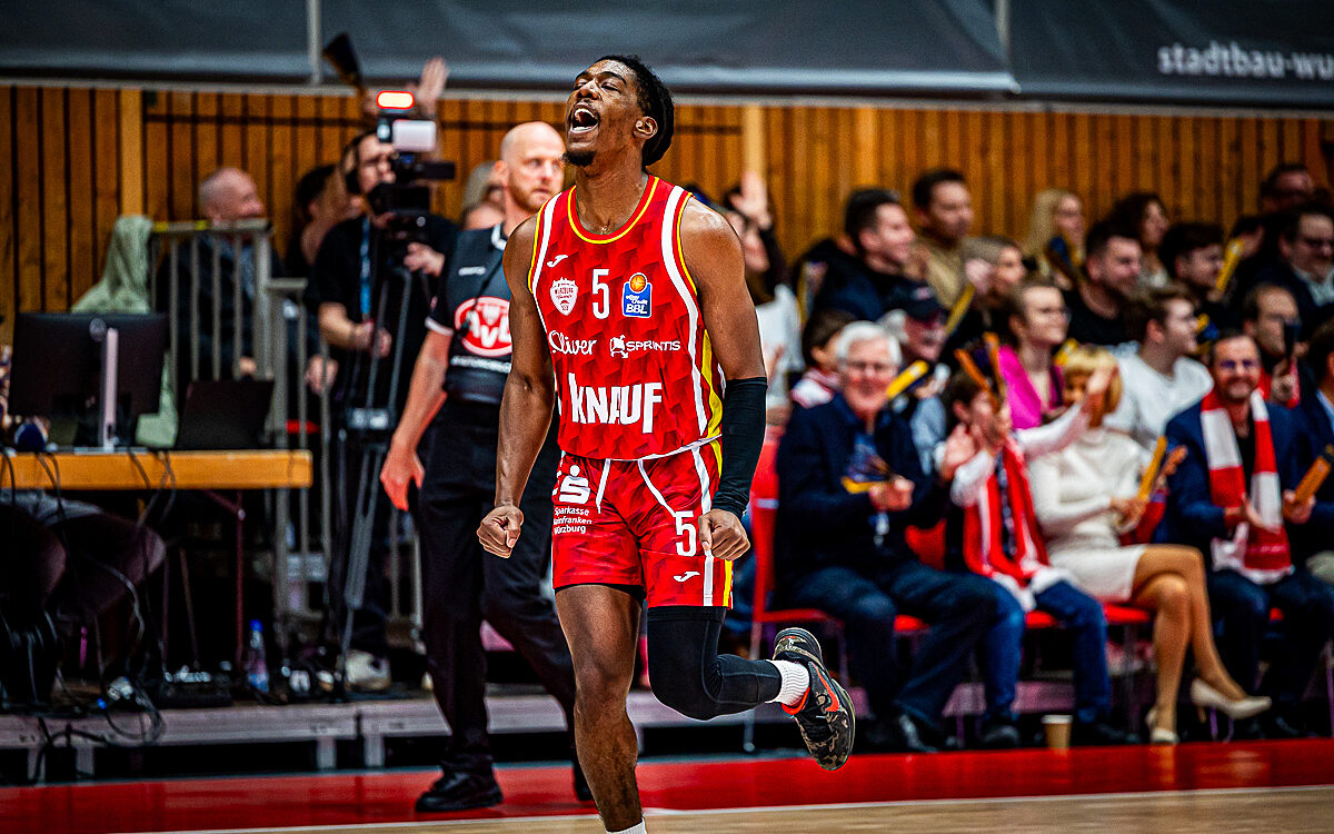 20251221 Wuerzburg Syntainic 22 20251221 Wuerzburg Syntainic 22