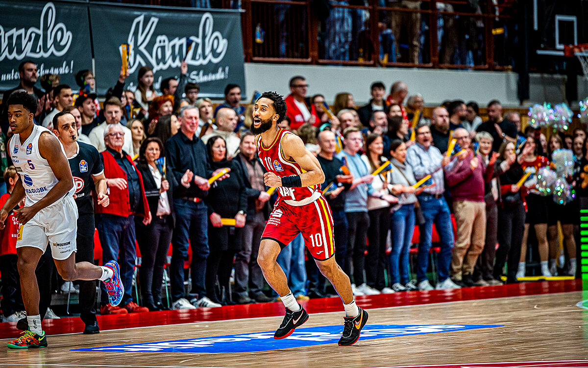 20251221 Wuerzburg Syntainic 8 20251221 Wuerzburg Syntainic 8