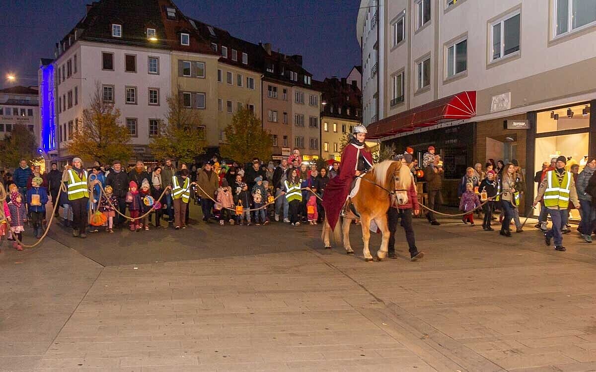 221113 Martinszug 09 221113 Martinszug 09