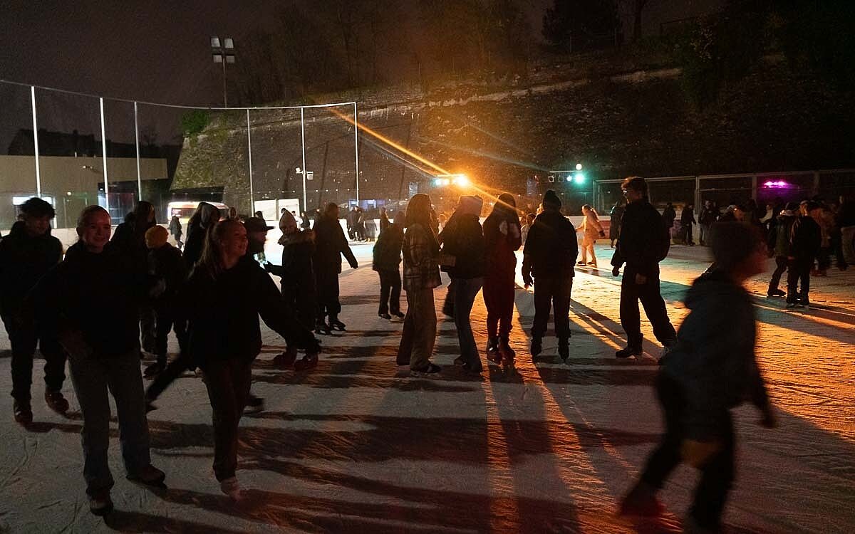 221202 Eisbahn 04 221202 Eisbahn 04