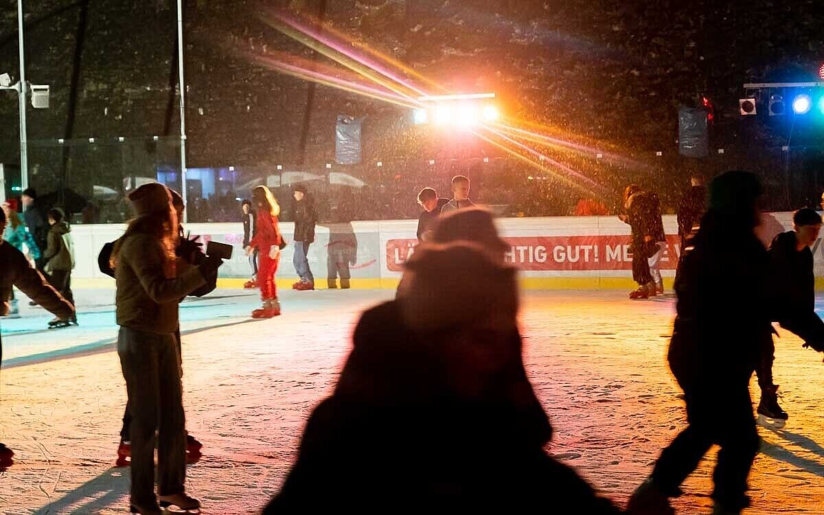 221202 Eisbahn 07 221202 Eisbahn 07