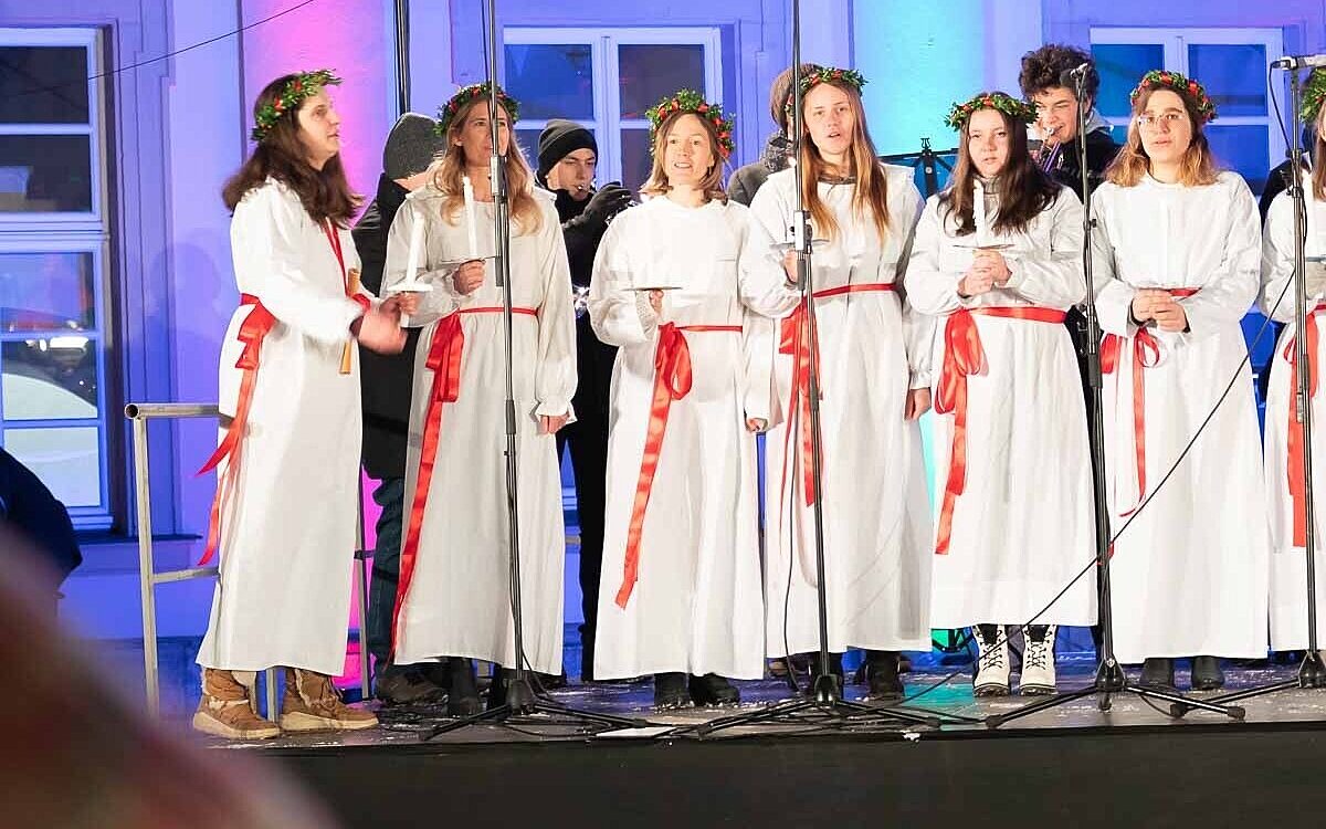 221218 Weihnachtssingen 02 221218 Weihnachtssingen 02