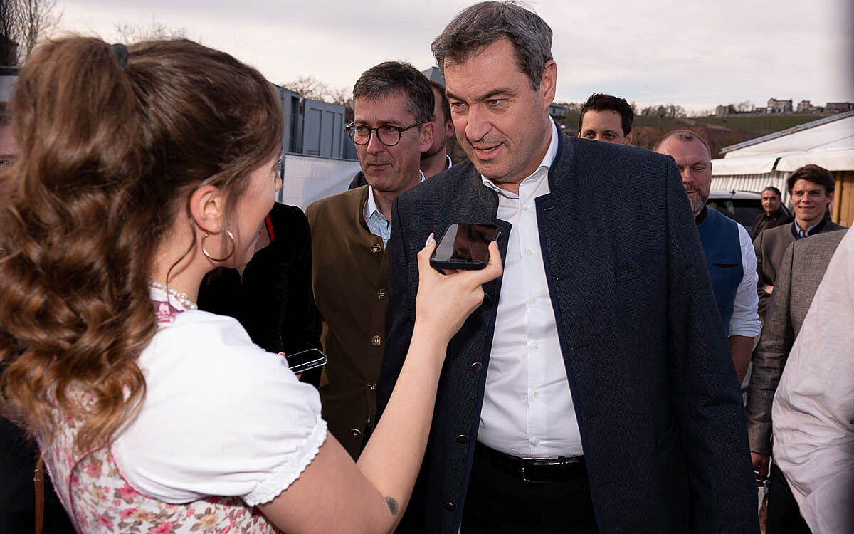 230318 Fruehjahrsvolksfest 02 3 230318 Fruehjahrsvolksfest 02 3