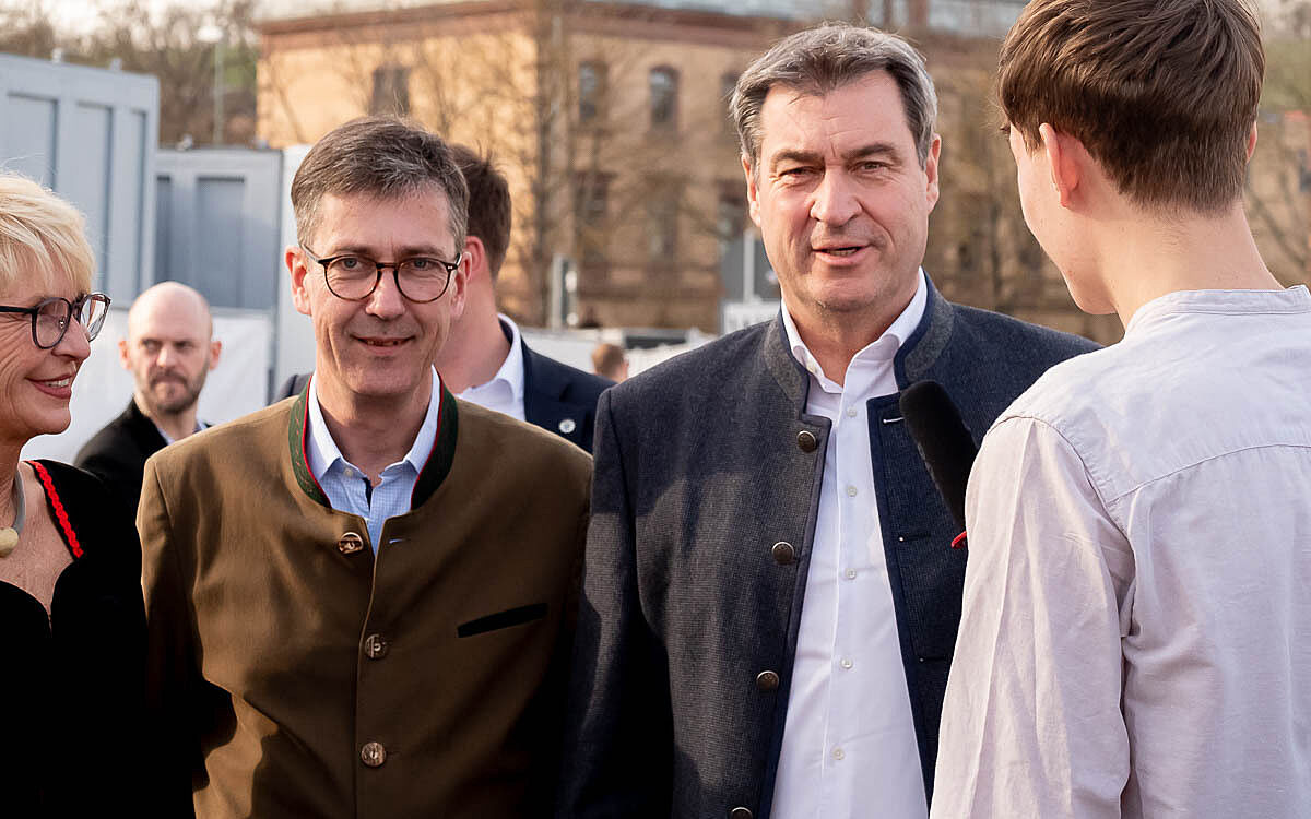 230318 Fruehjahrsvolksfest 04 2 230318 Fruehjahrsvolksfest 04 2