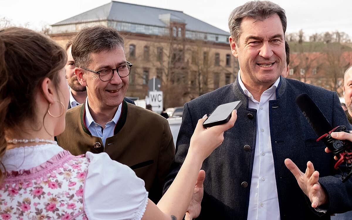 230318 Fruehjahrsvolksfest 05 2 230318 Fruehjahrsvolksfest 05 2