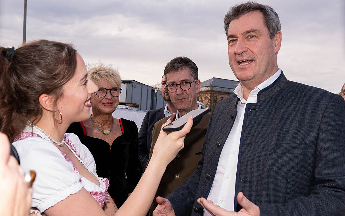 230318 Fruehjahrsvolksfest 06 3 230318 Fruehjahrsvolksfest 06 3