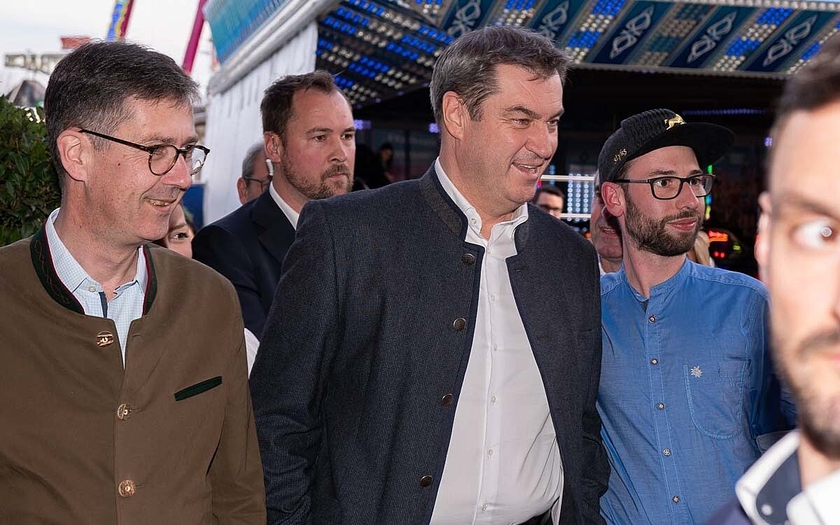 230318 Fruehjahrsvolksfest 07 3 230318 Fruehjahrsvolksfest 07 3