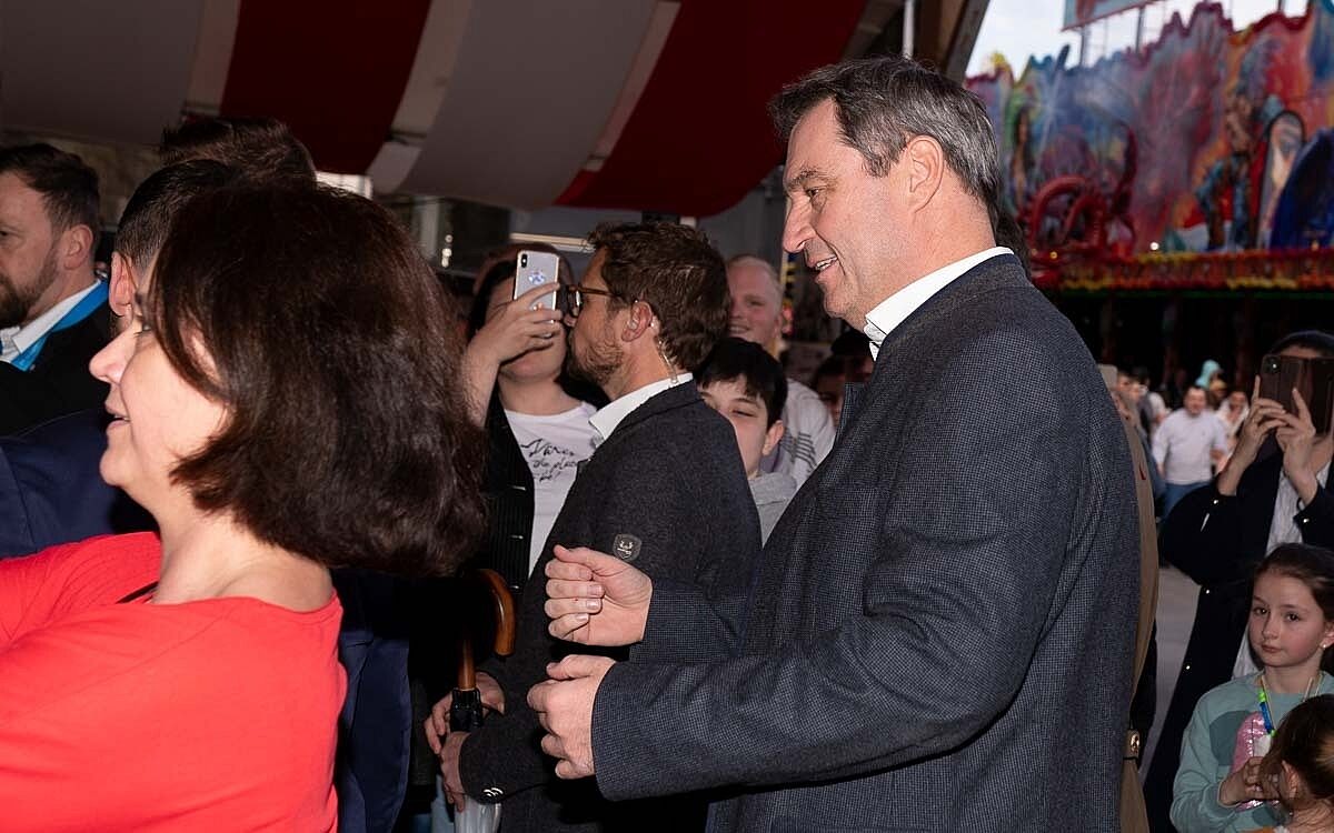 230318 Fruehjahrsvolksfest 08 3 230318 Fruehjahrsvolksfest 08 3