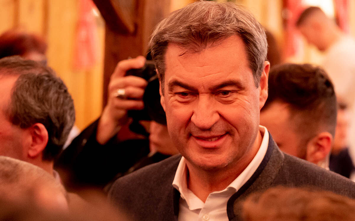 230318 Fruehjahrsvolksfest 11 230318 Fruehjahrsvolksfest 11