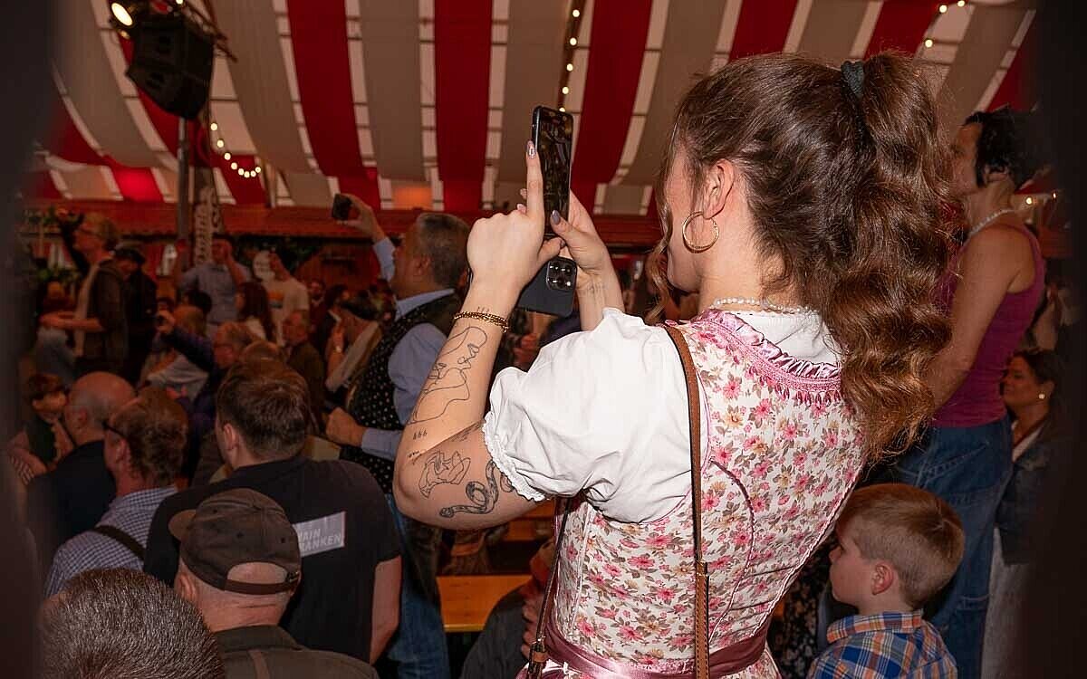 230318 Fruehjahrsvolksfest 13 2 230318 Fruehjahrsvolksfest 13 2