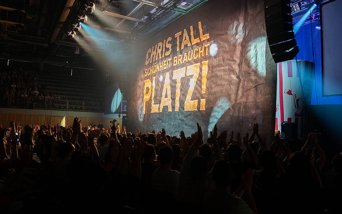 230521 Chris Tall 02 2 230521 Chris Tall 02 2