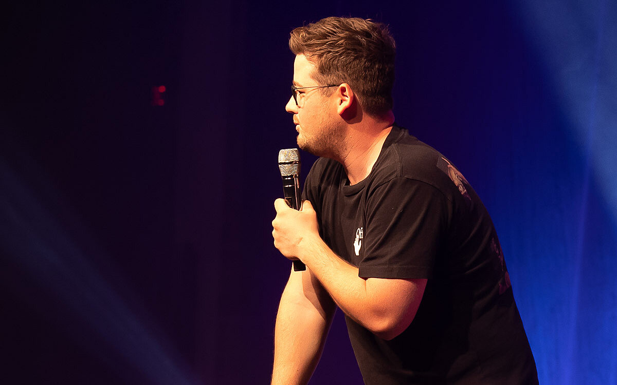 230521 Chris Tall 03 230521 Chris Tall 03