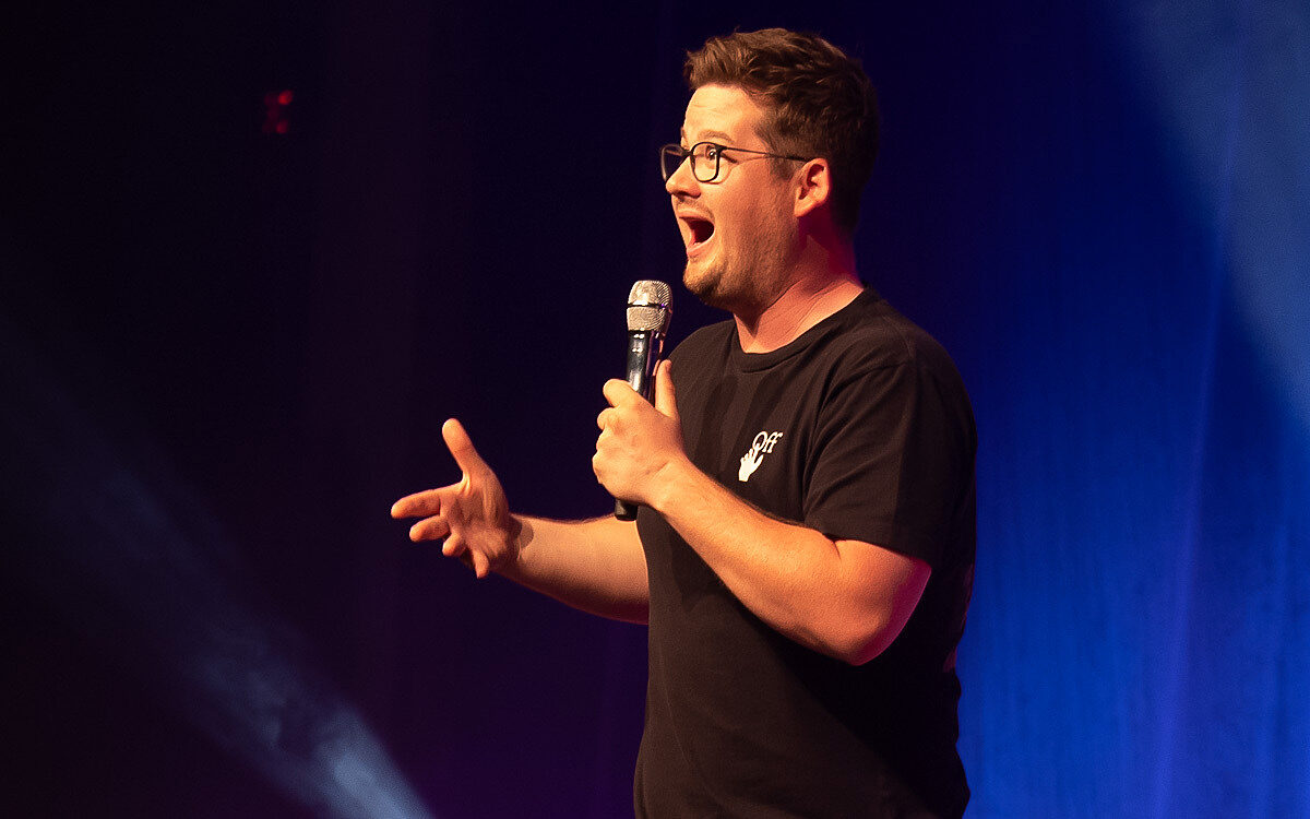 230521 Chris Tall 05 230521 Chris Tall 05