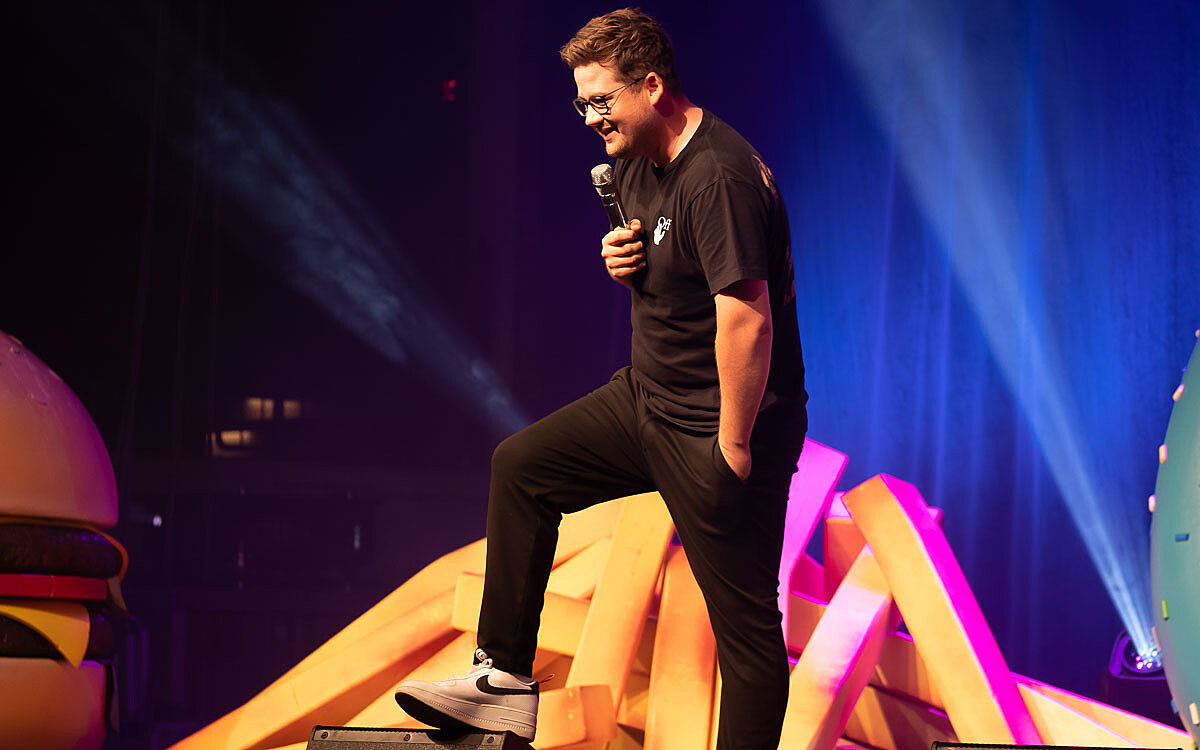 230521 Chris Tall 06 230521 Chris Tall 06