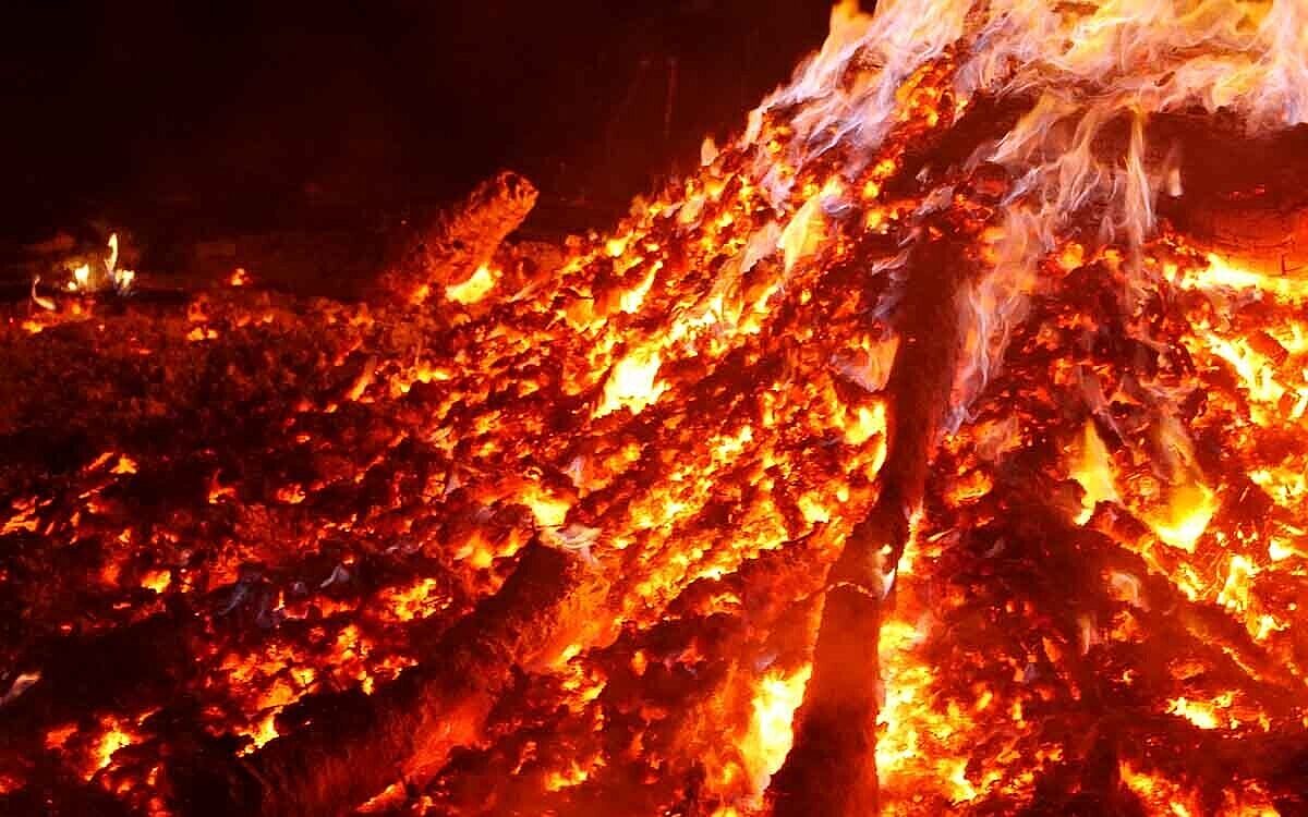 230623 Johannisfeuer 2 16 230623 Johannisfeuer 2 16