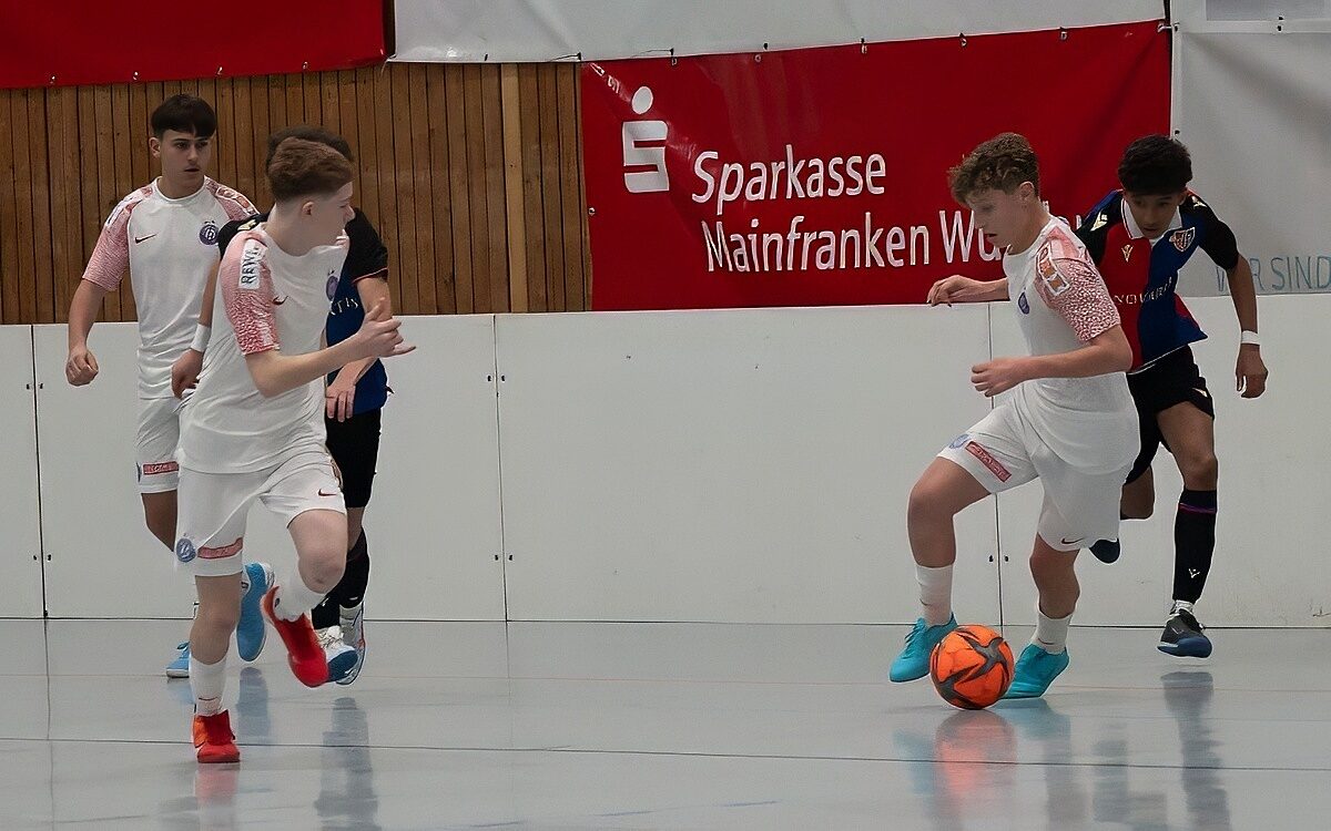 240114 hallenfussball t 03 240114 hallenfussball t 03