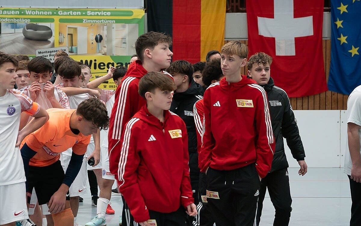 240114 hallenfussball t 04 240114 hallenfussball t 04