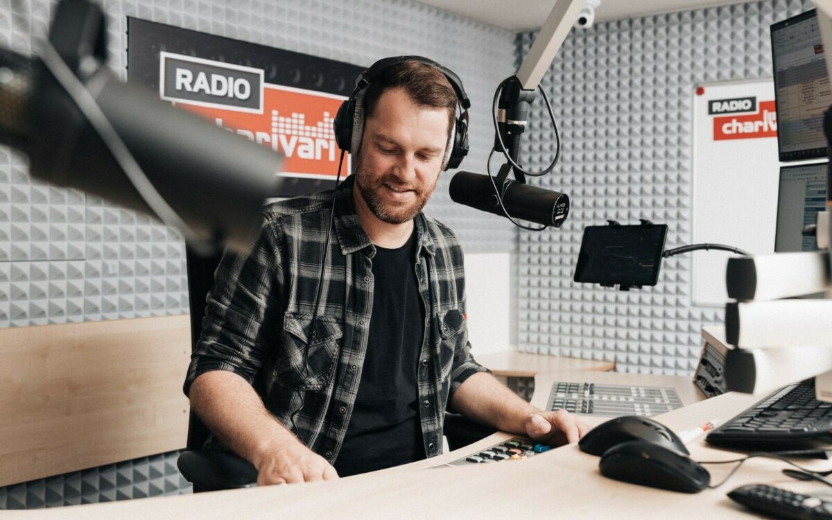 Charivari Moderator Christian Albert 2 Charivari Moderator Christian Albert 2