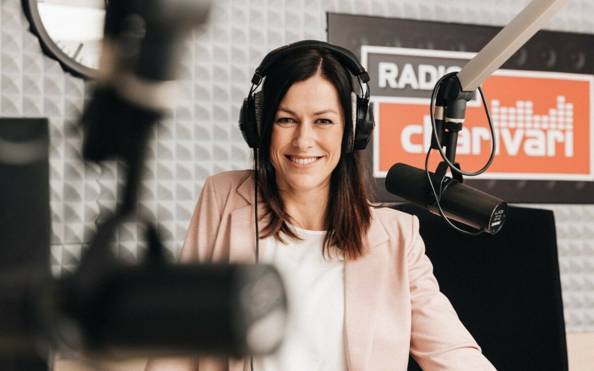 Charivari Moderatorin Nicole Then Charivari Moderatorin Nicole Then