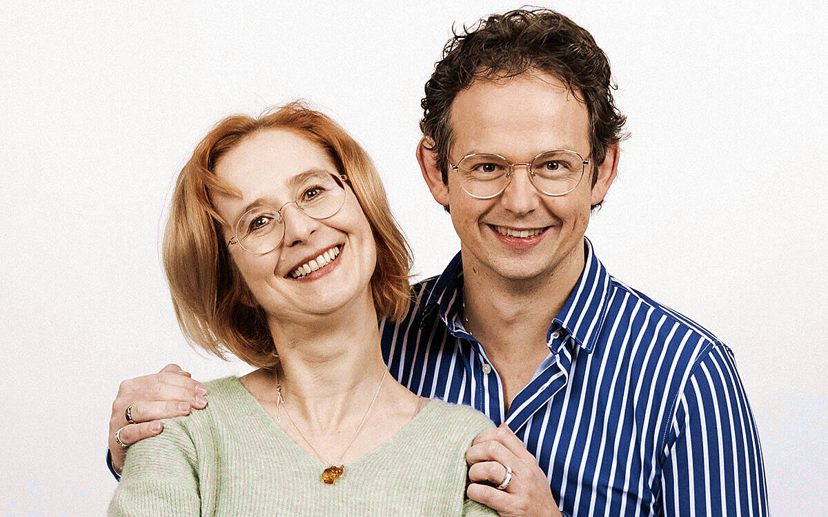 Timeline Morningshow Portrait Monique Andre Umarmung Timeline Morningshow Portrait Monique Andre Umarmung