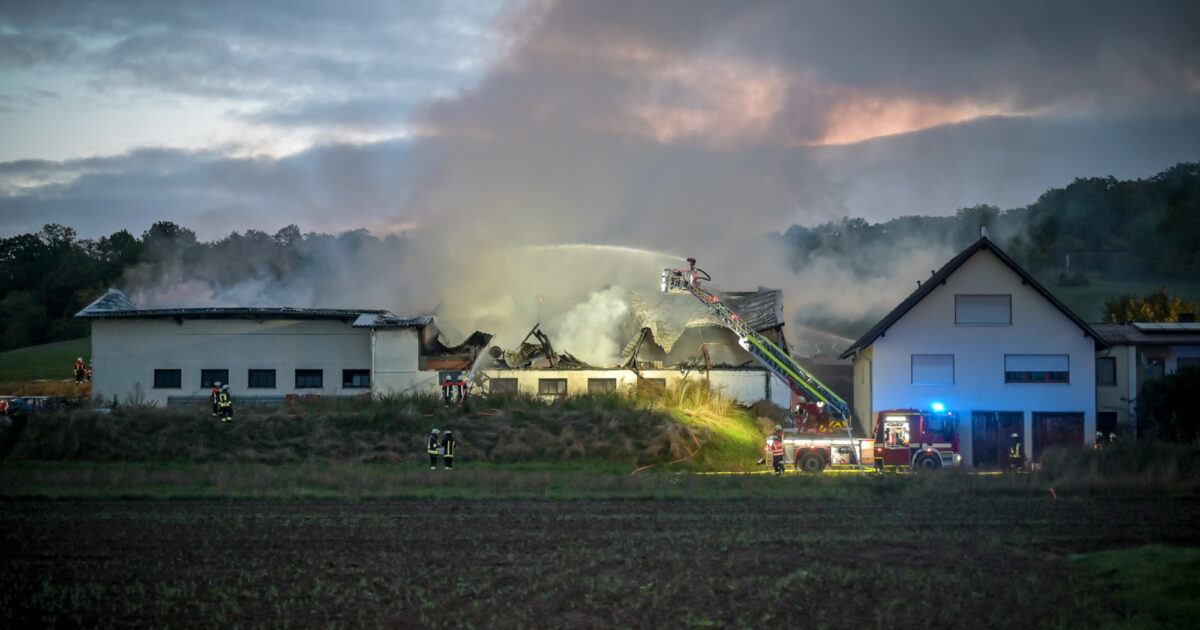 KarlstadtWiesenfeld Großbrand an… Radio Charivari Würzburg