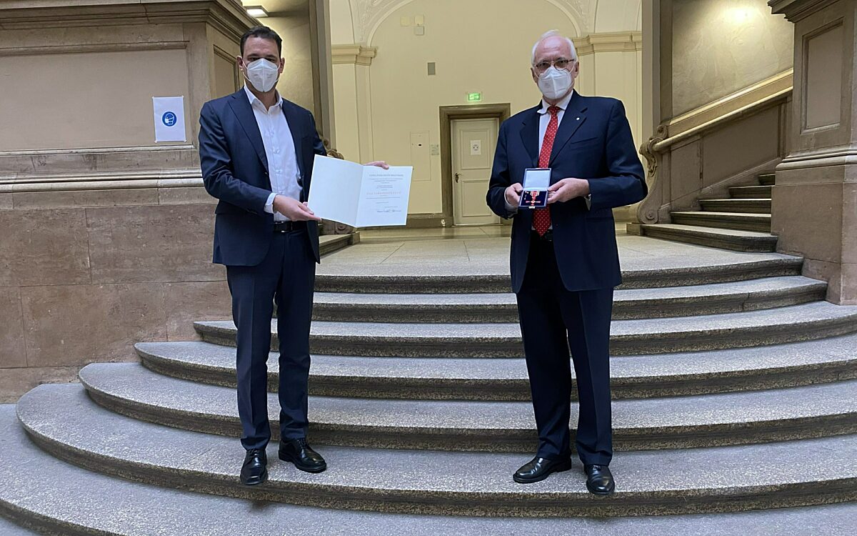 042 St M Eisenreich Prof Kampik v links 042 St M Eisenreich Prof Kampik v links