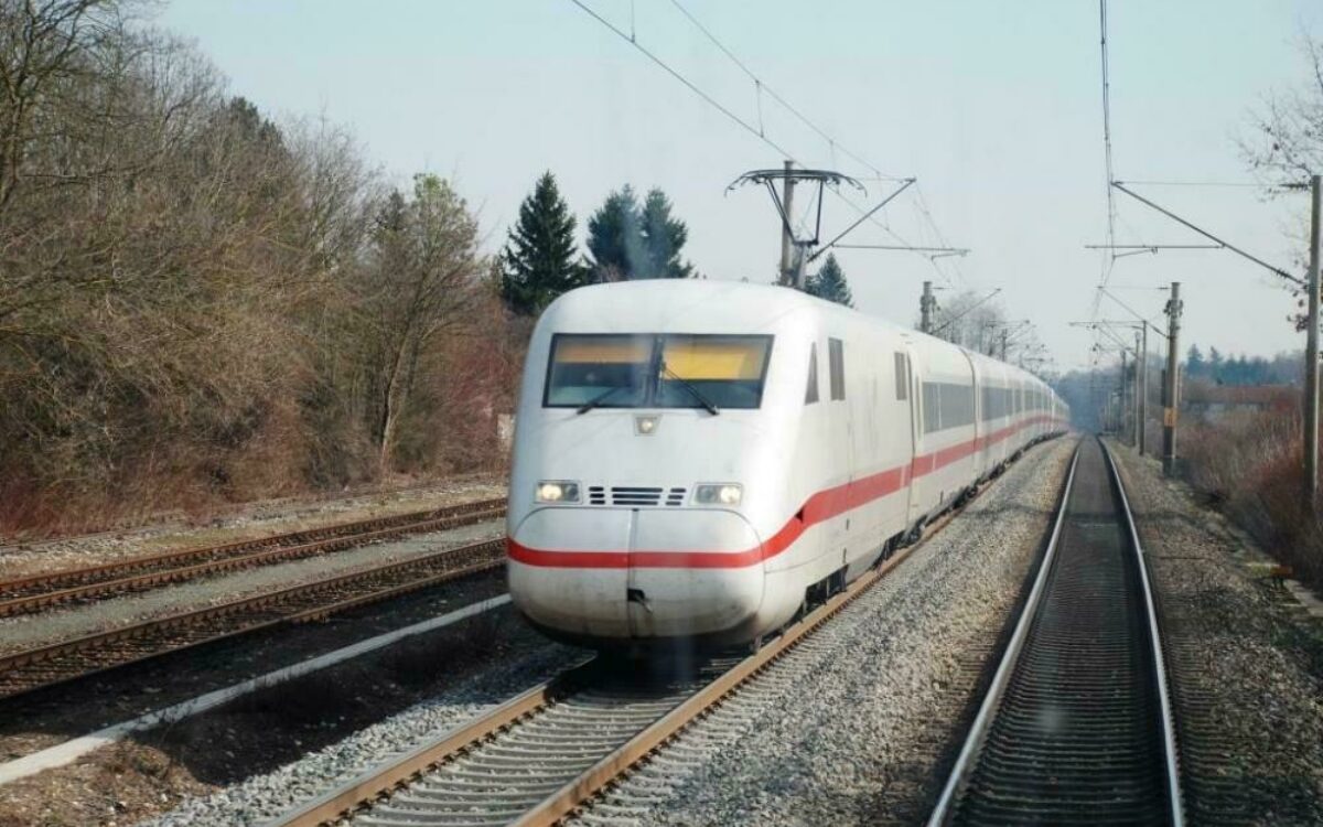 1611807048ice pa 1611807048ice pa