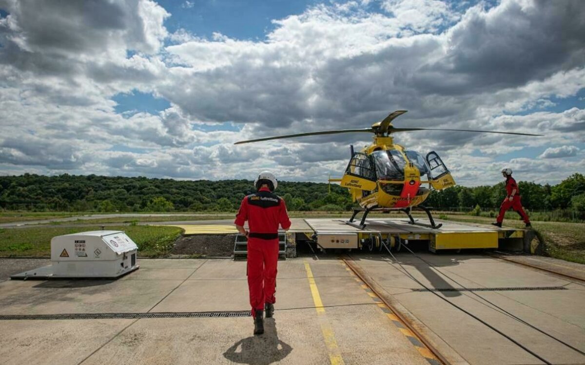 1614315937adac stiftung luftrettung 5adac stiftung luftrettung flugrettung ochsenfurt startvorbereitung 1008 1614315937adac stiftung luftrettung 5adac stiftung luftrettung flugrettung ochsenfurt startvorbereitung 1008