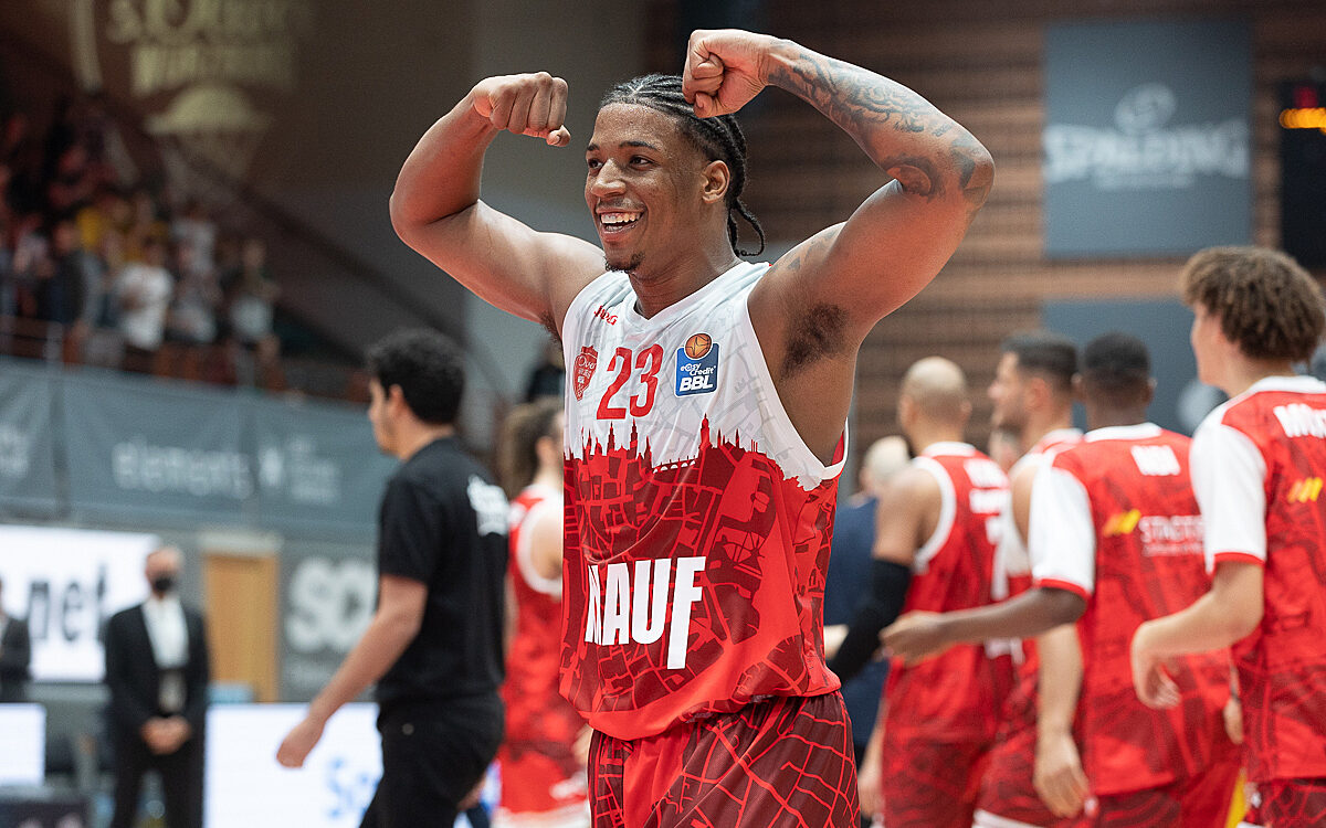 2021 10 08 s Oliver Baskets 05 2021 10 08 s Oliver Baskets 05