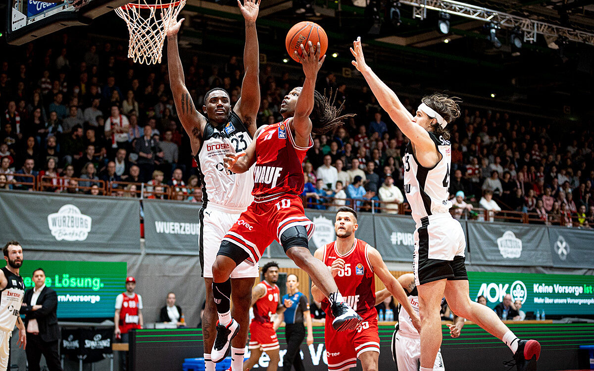 2023 03 17 s Oliver Baskets 31 2023 03 17 s Oliver Baskets 31