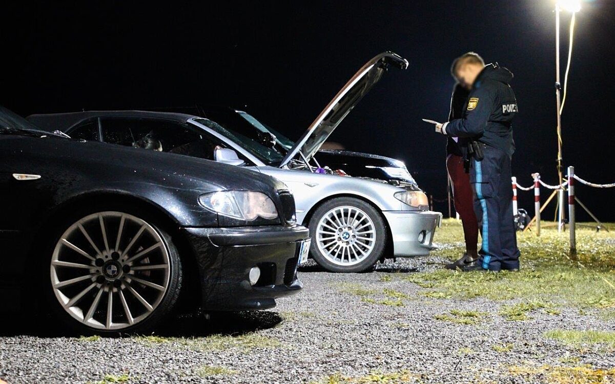 Polizeikontrolle Tuner und Alkohol der Polizei Marktheidenfeld Polizeikontrolle Tuner und Alkohol der Polizei Marktheidenfeld