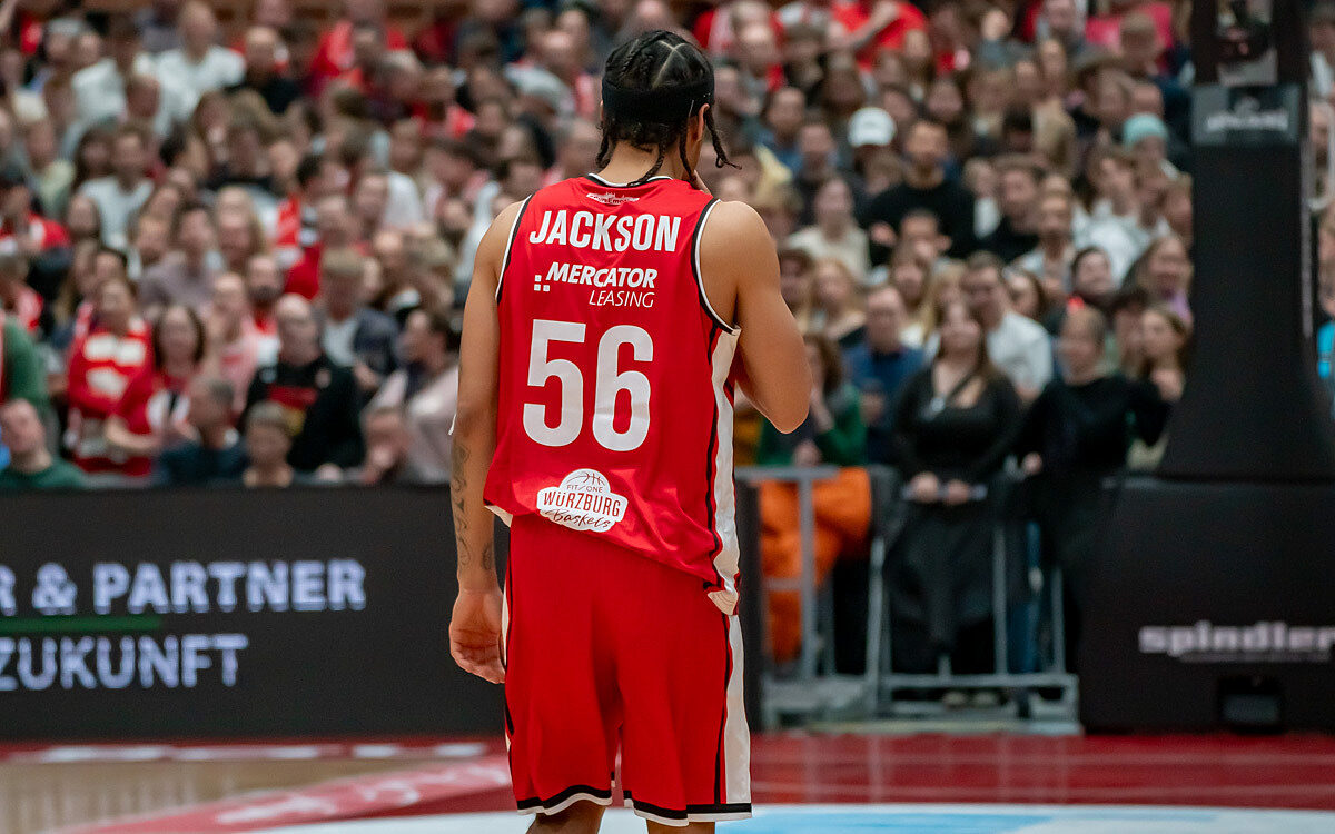 2024 12 10 baskets 16 2024 12 10 baskets 16