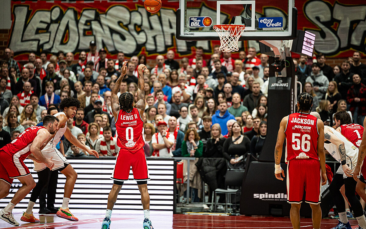 20241110 Wuerzburg Baskets Braunschweig 36 20241110 Wuerzburg Baskets Braunschweig 36