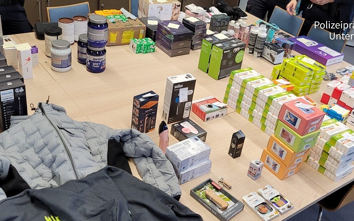 Sichergestelltes Diebesgut in Frickenhausen 1 Sichergestelltes Diebesgut in Frickenhausen 1