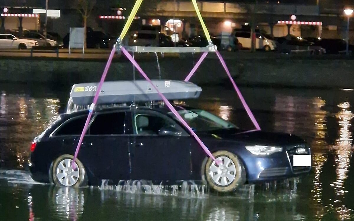 Auto in Main Auto in Main