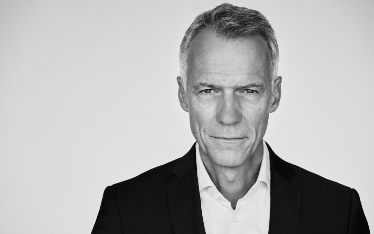 Claus Dietrich Lahrs CEO s Oliver Group 01250 sw credit Rainer Hosch Claus Dietrich Lahrs CEO s Oliver Group 01250 sw credit Rainer Hosch