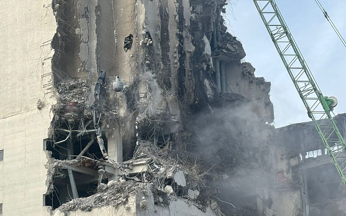 Das RKW Gelaende am Neuen Hafen in Wuerzburg wird abgerissen