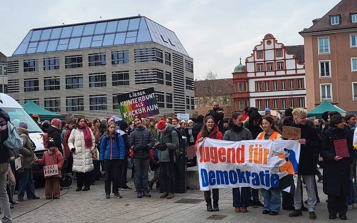 Demo am Unteren Markt in Wuerzburg Demo am Unteren Markt in Wuerzburg