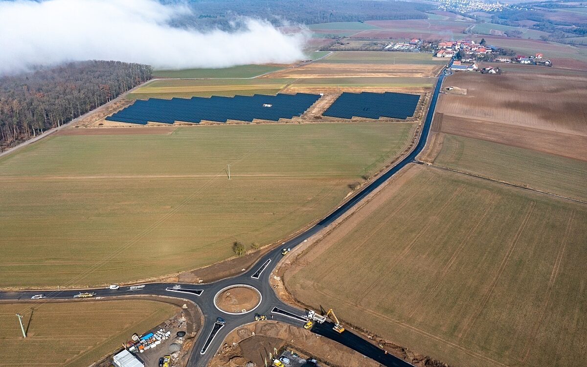 Der Kreisverkehr zwischen Gadheim und Veitshöchheim Der Kreisverkehr zwischen Gadheim und Veitshöchheim