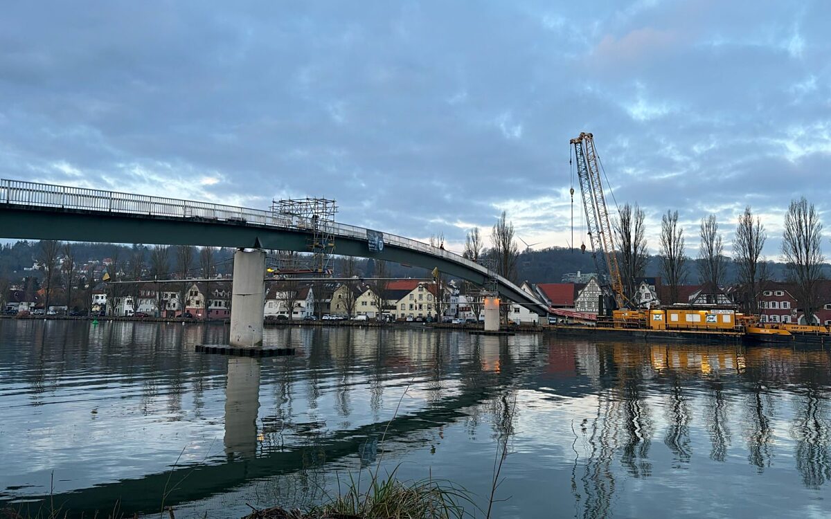 Der alte Ludwig Volk Steg verschwindet nach und nach Der alte Ludwig Volk Steg verschwindet nach und nach