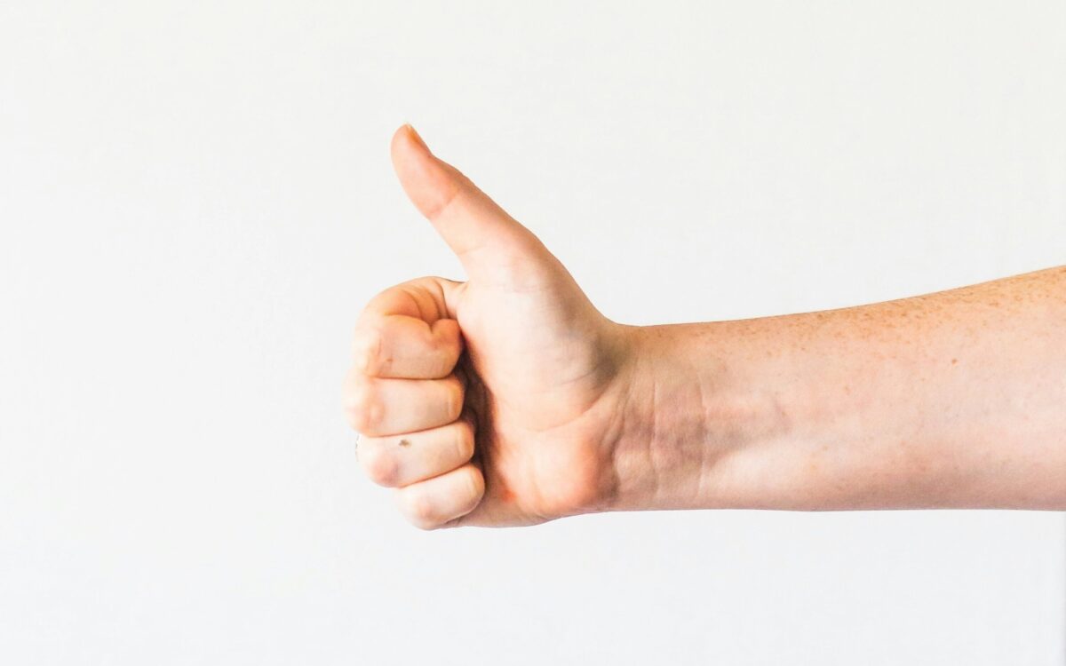 Ein Daumen Ein Daumen