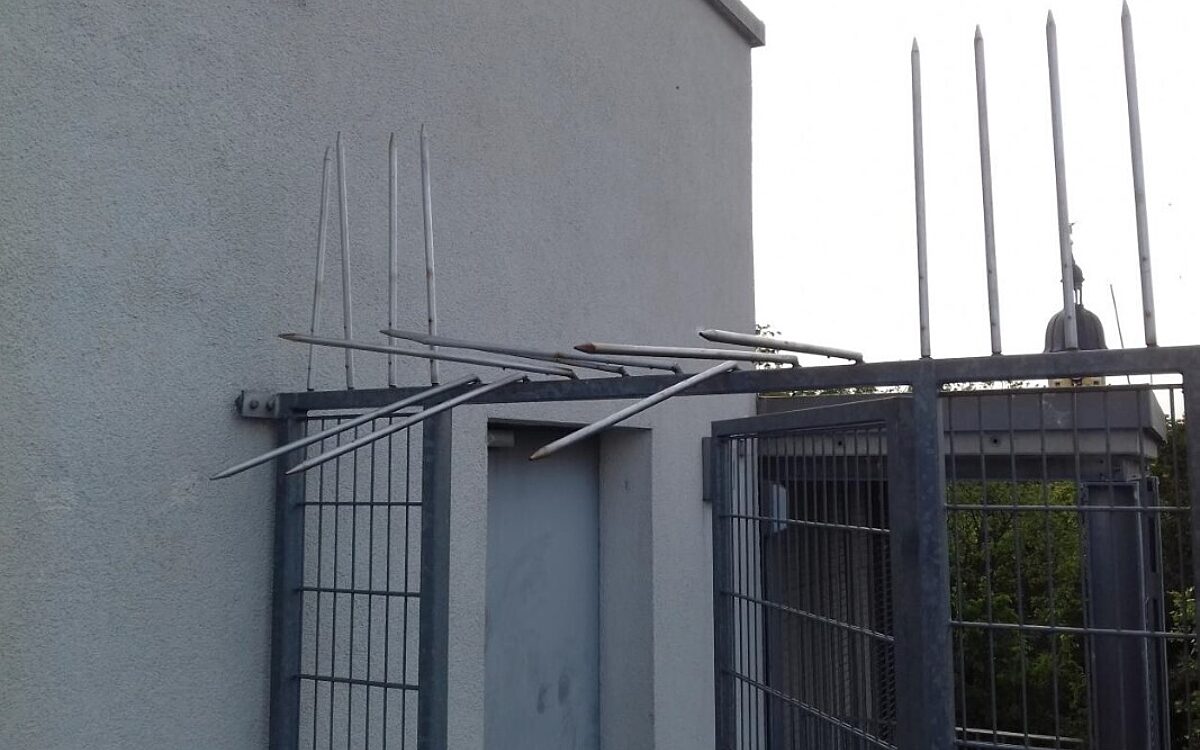 Eingangstor der Paul Eber Schule Kitzingen Foto Patrick Fischer Eingangstor der Paul Eber Schule Kitzingen Foto Patrick Fischer