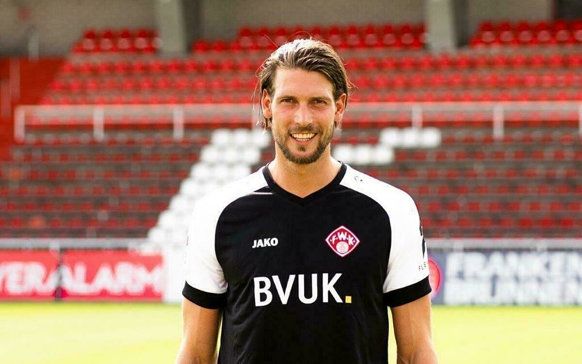 Fabian Giefer Wuerzburger Kickers 2020 21 Foto Funkhaus Fabian Giefer Wuerzburger Kickers 2020 21 Foto Funkhaus