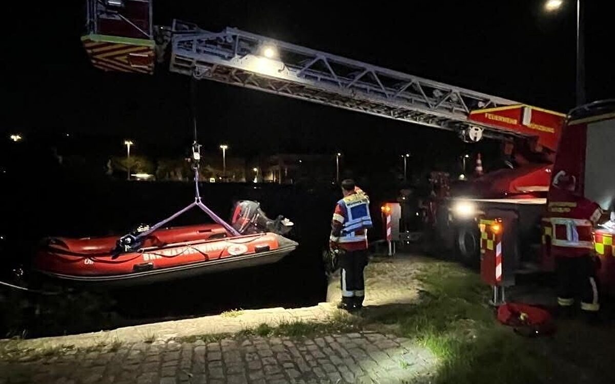 Feuerwehr Einsatz Surfbrett3 Feuerwehr Einsatz Surfbrett3